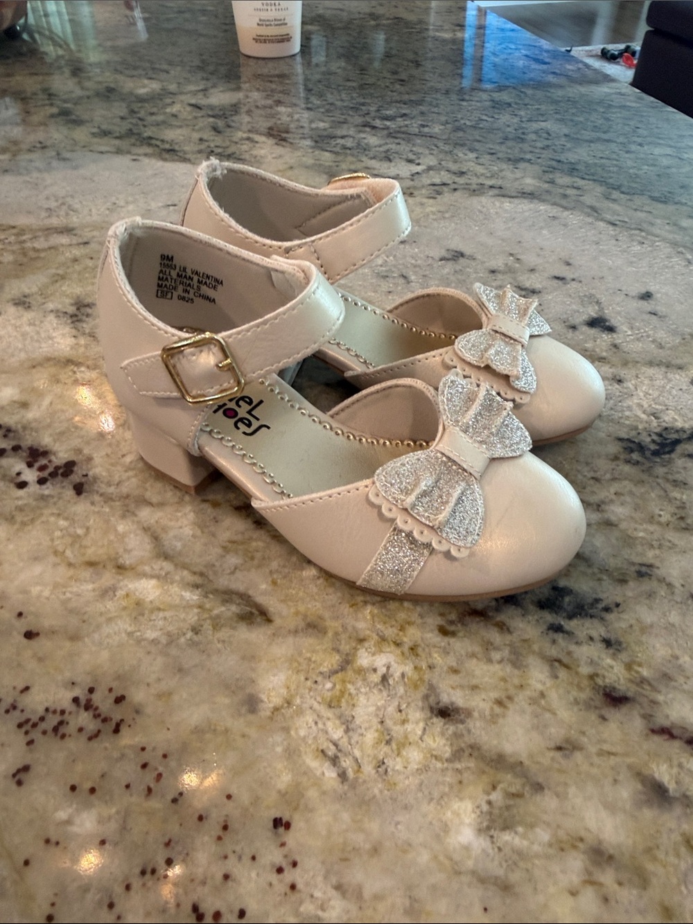 Rachel Shoes Cream Girls' Dress Shoes with Glitter Bow